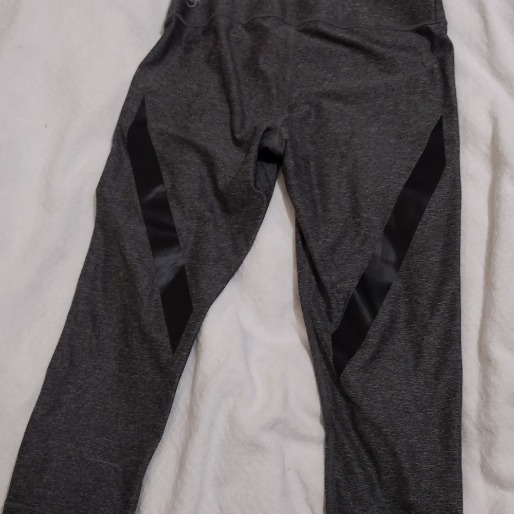 Puma women's size medium leggings